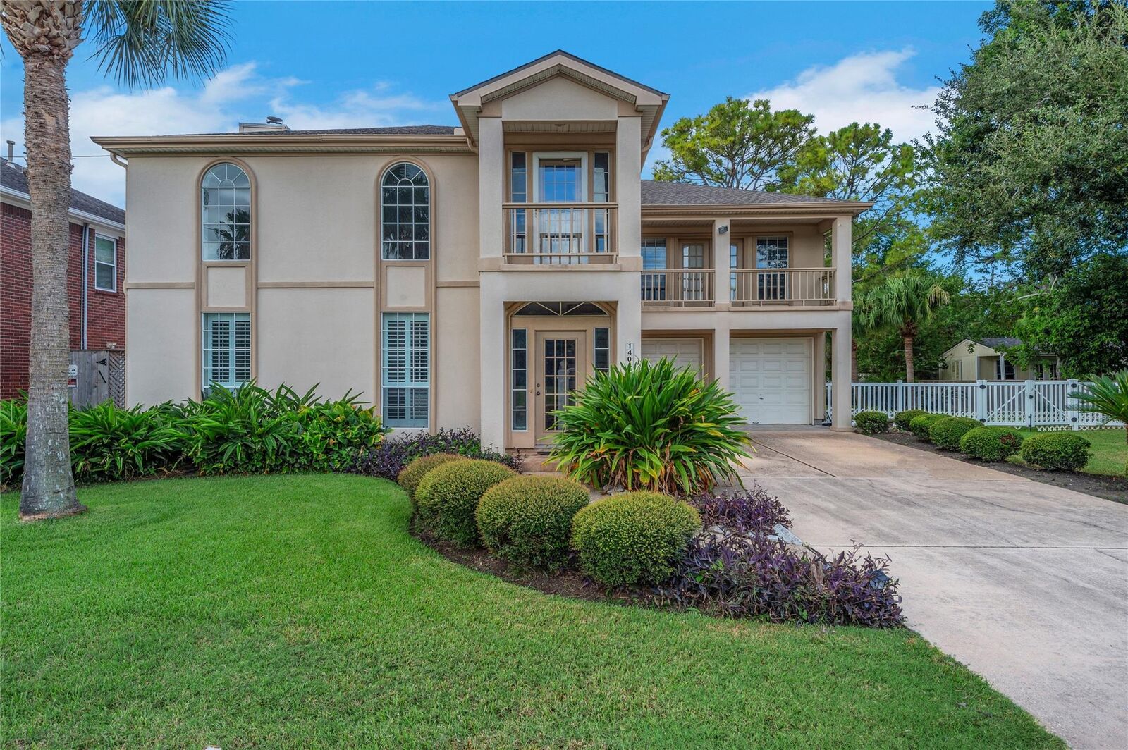 Property Photo:  1404 Kipp Avenue  TX 77565 