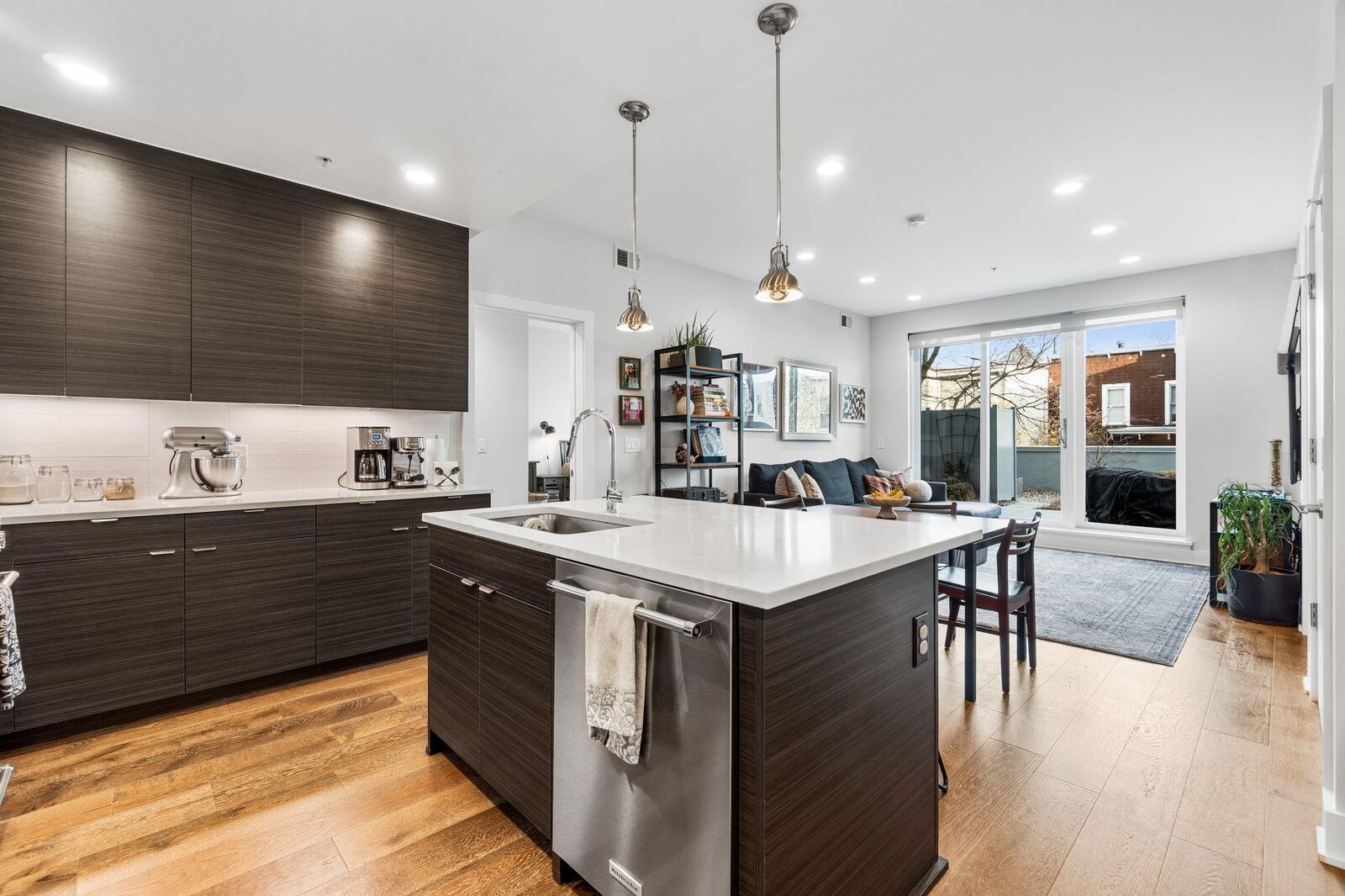 Property Photo:  502 Palisade Ave 203  NJ 07307 