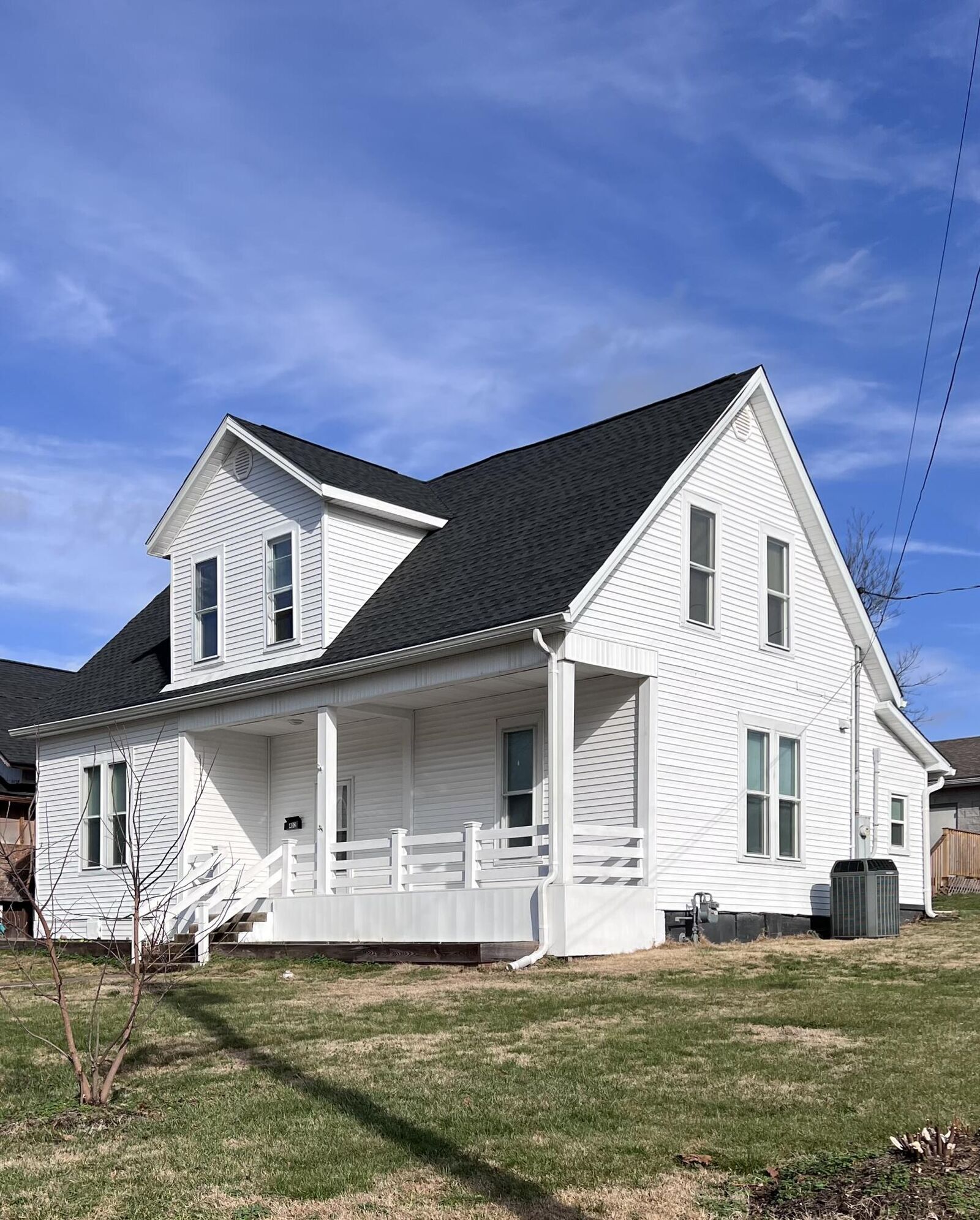 Property Photo:  402 Park Avenue  KY 40336 