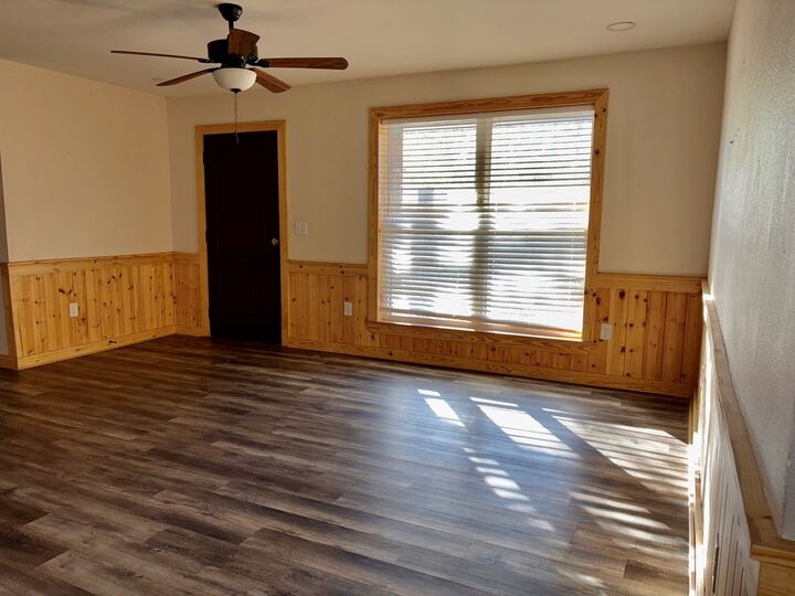 Property Photo: 107 Hwy 96 TX 75968