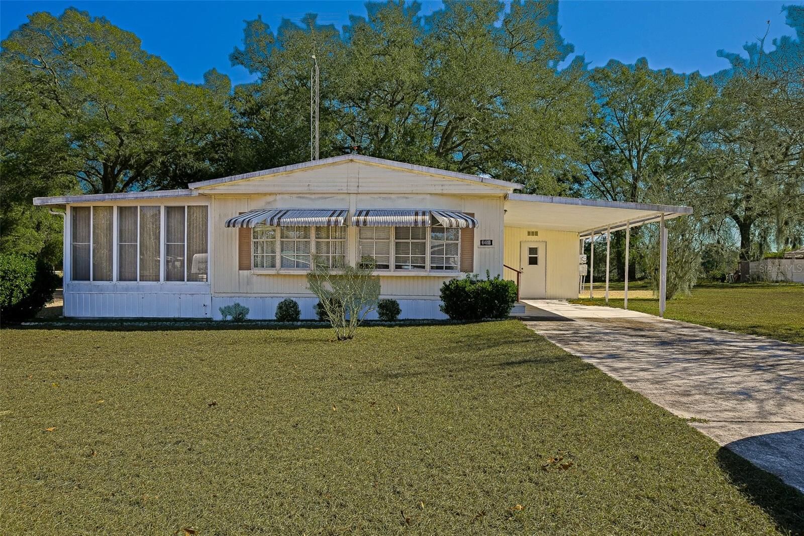 Property Photo:  7452 SE 135th Street  FL 34491 
