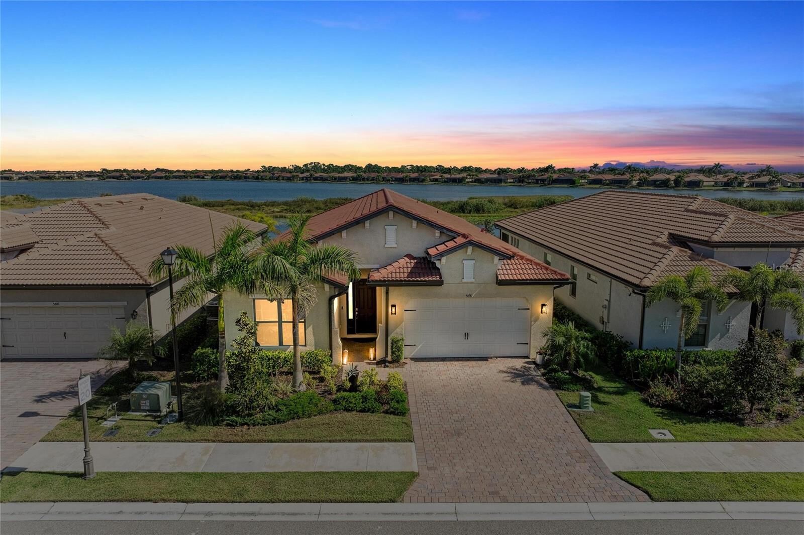 Property Photo: 576 Ravello Boulevard FL 34275