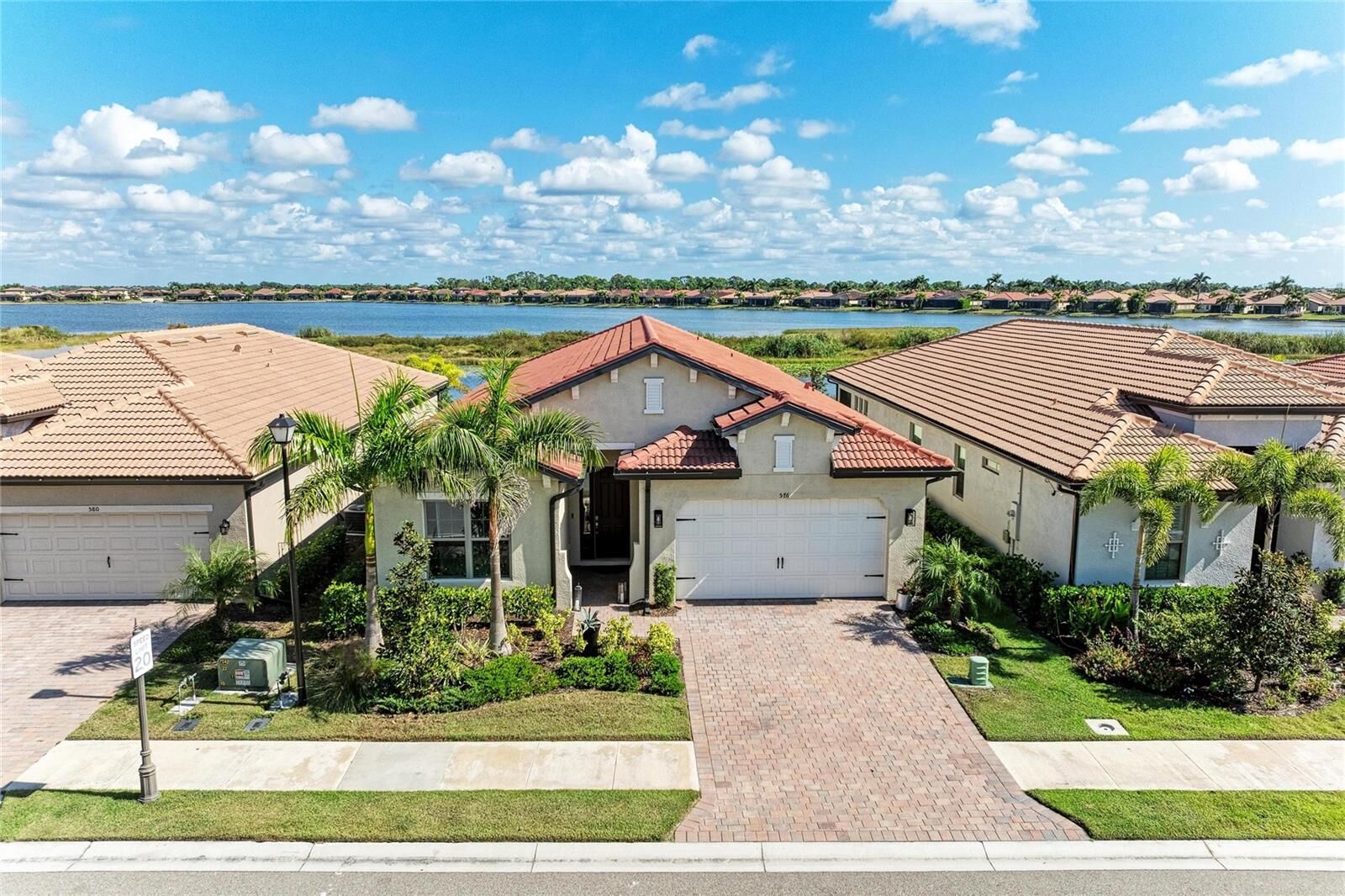Property Photo:  576 Ravello Boulevard  FL 34275 