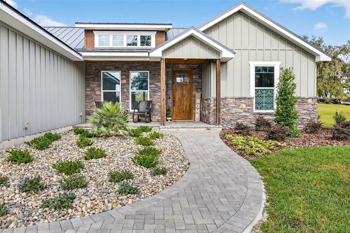 Property Photo:  32103 Rusty Creek Trail  FL 33525 