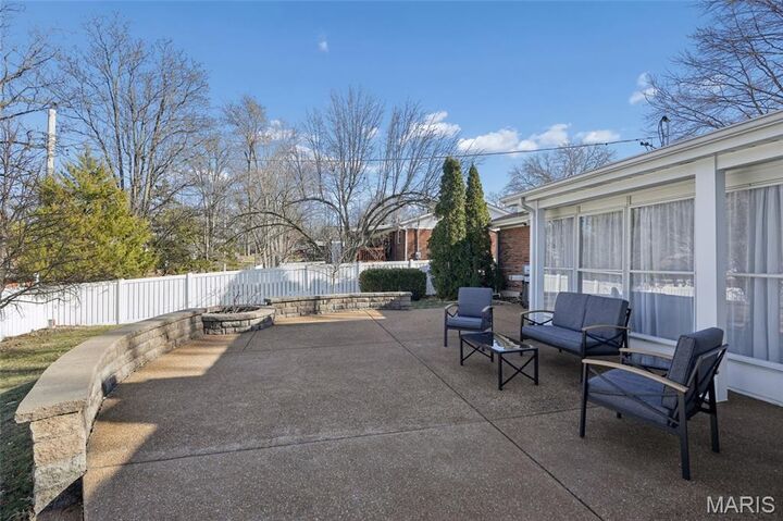 Property Photo:  1157 Lariat Trail  MO 63011 