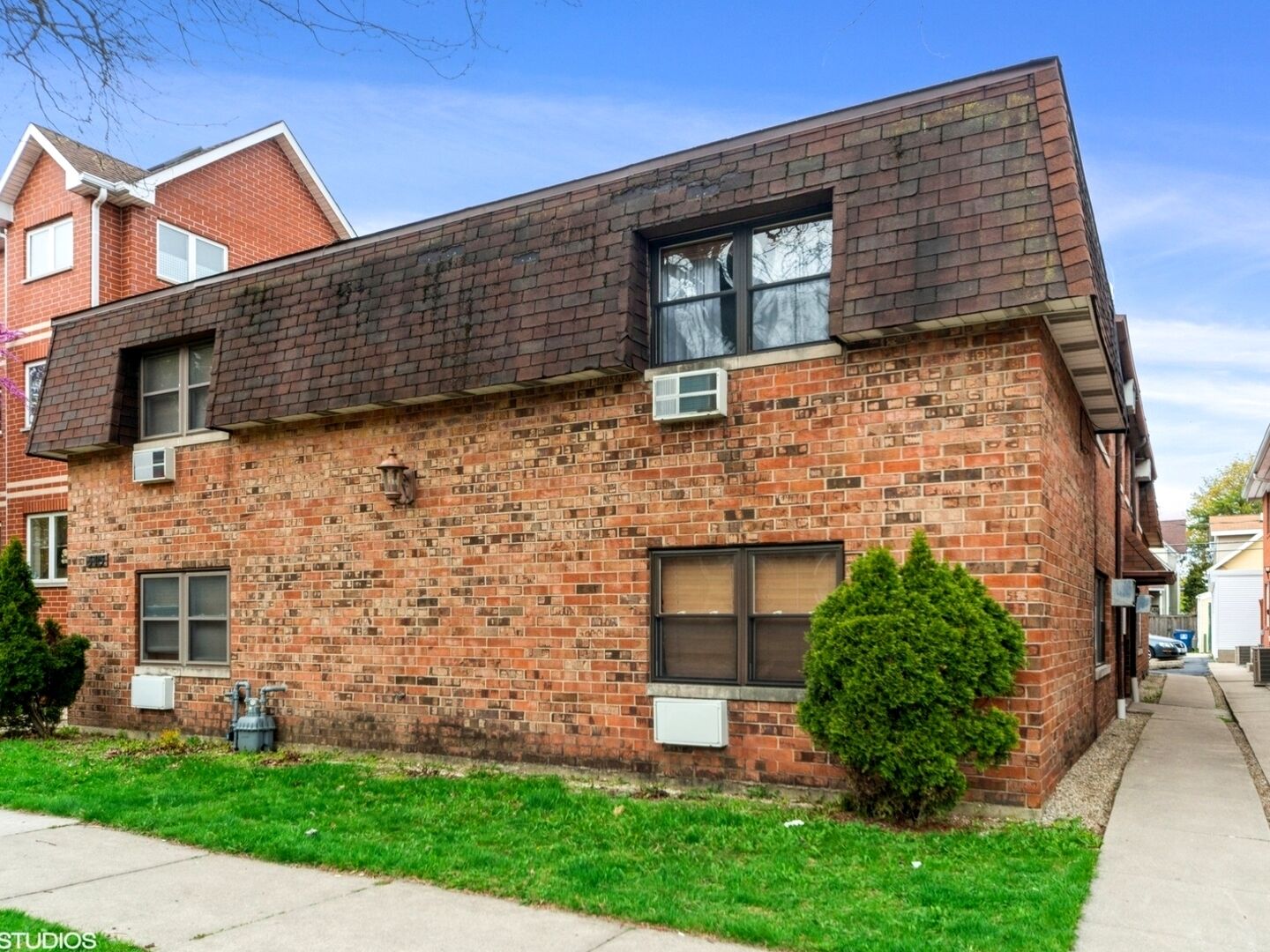 Property Photo: 313 Elgin Avenue 201 IL 60130