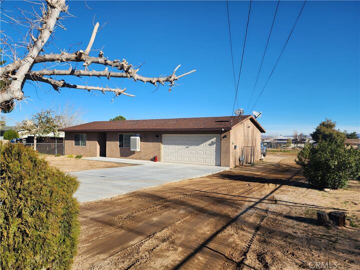 Property Photo:  18950 Live Oak Street  CA 92345 