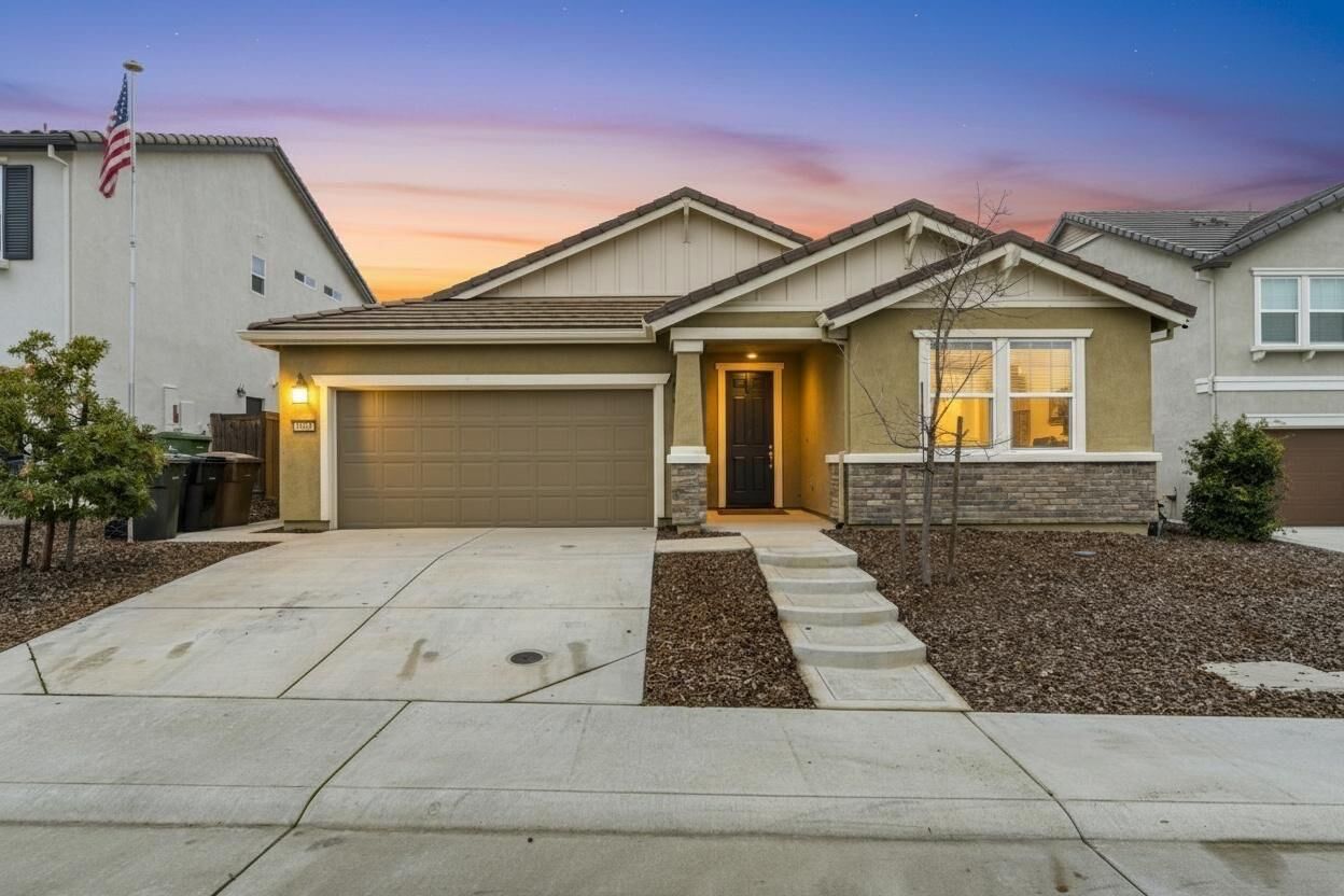 Property Photo: 1404 Leon Lane CA 95648