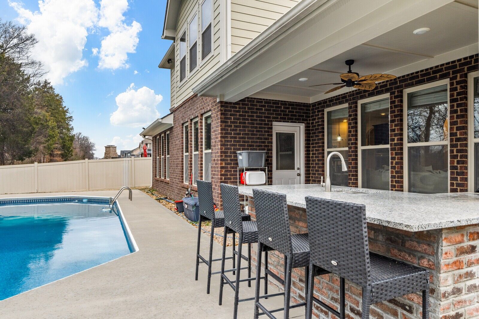 Property Photo:  1413 Burrows Ave  TN 37129 