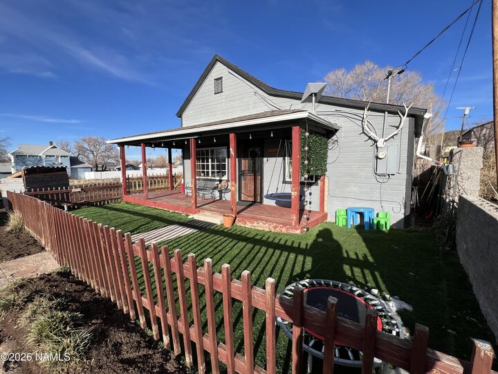 Property Photo:  407 S 4th Street  AZ 86046 