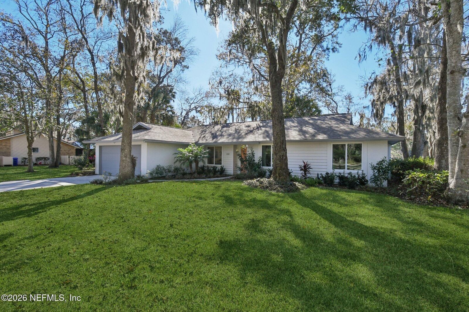 Property Photo: 102 Conch Court FL 32082
