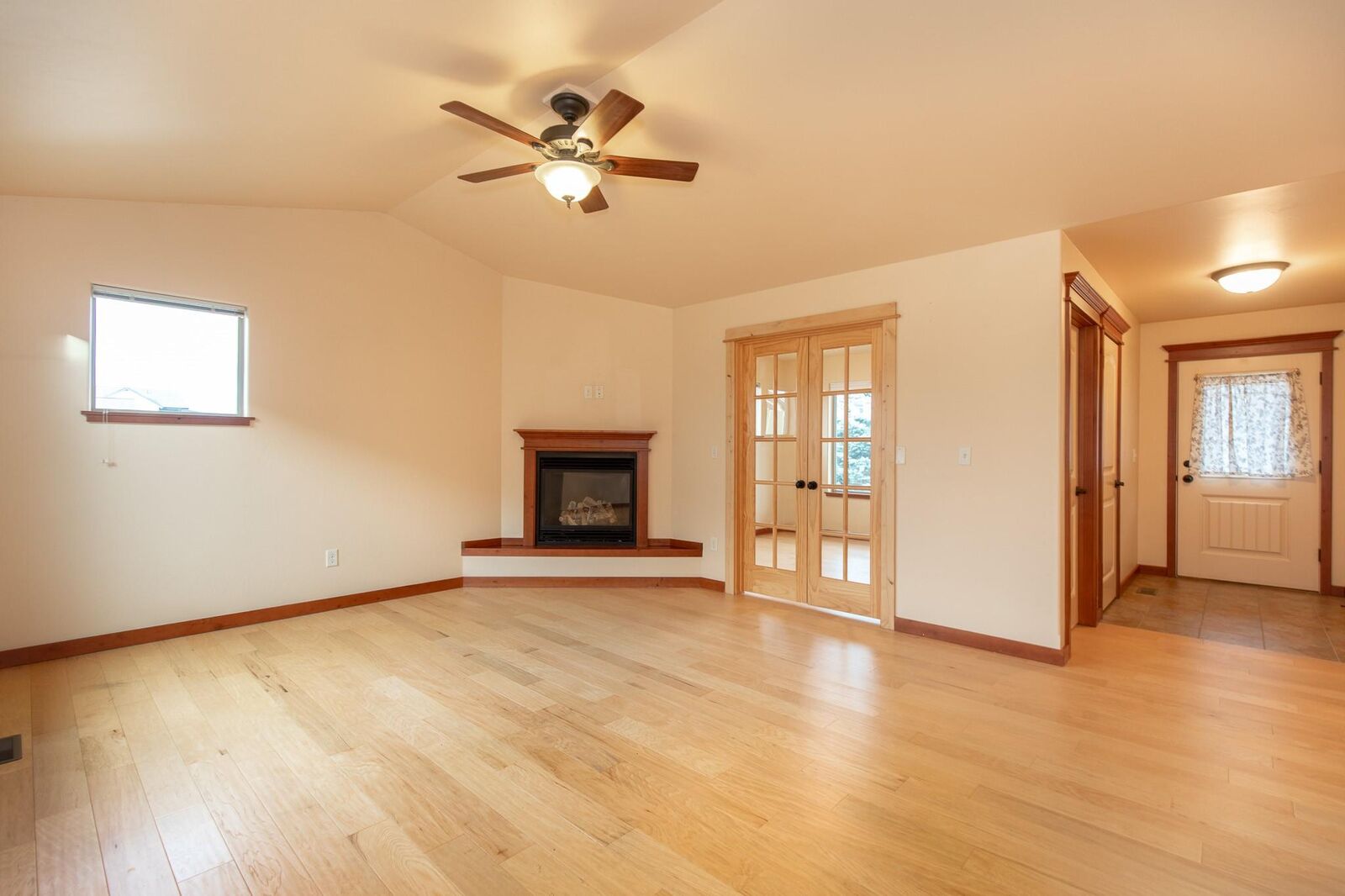 Property Photo:  1095 Cottonwood Road  MT 59718 