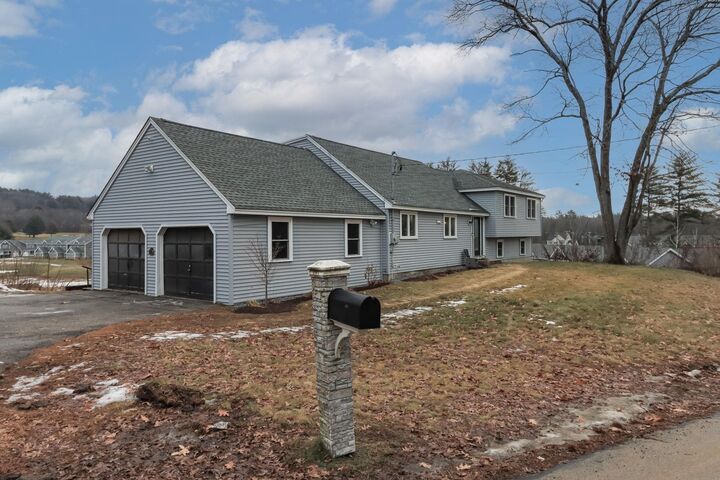 Property Photo:  481 Woodlawn Ridge Road  NH 03275 