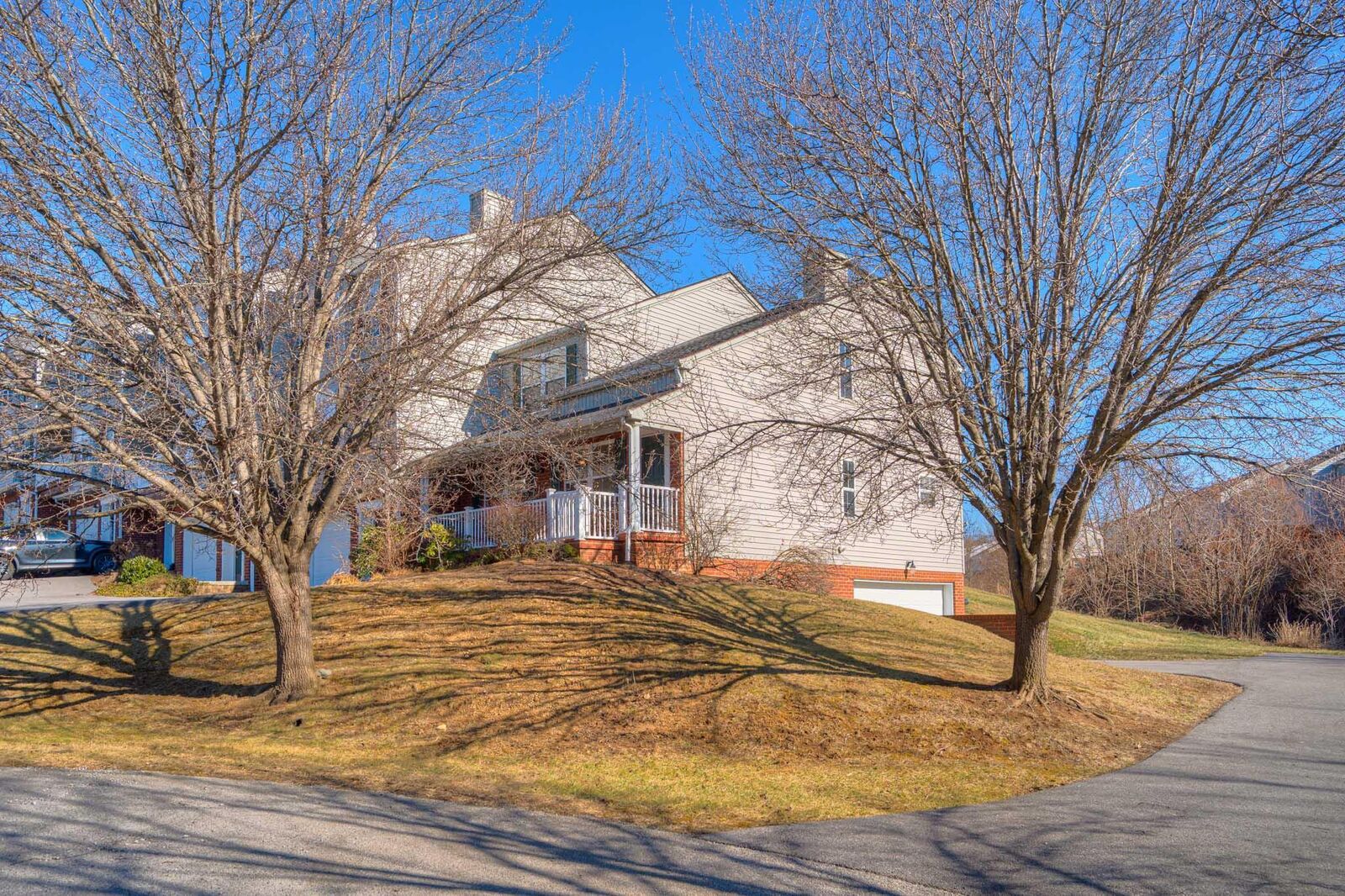 Property Photo:  185 Blue Leaf Drive  VA 24073 