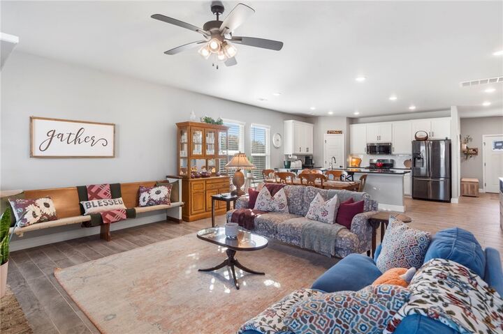 Property Photo:  102 Manfield Avenue  AR 72751 