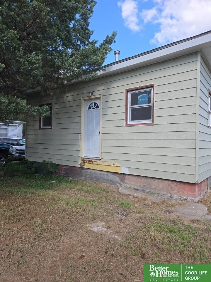 Property Photo:  208 W 3rd Street  IA 51566 