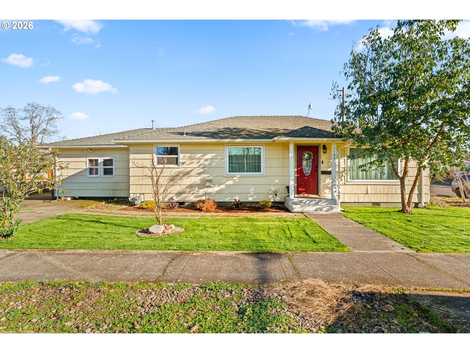 Property Photo:  1185 Franklin St  OR 97355 