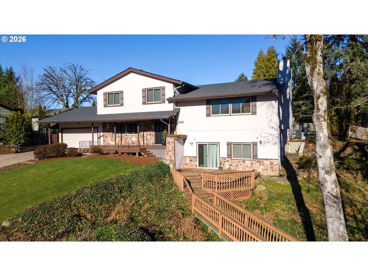 Property Photo:  1315 SW Dorothy St  OR 97128 