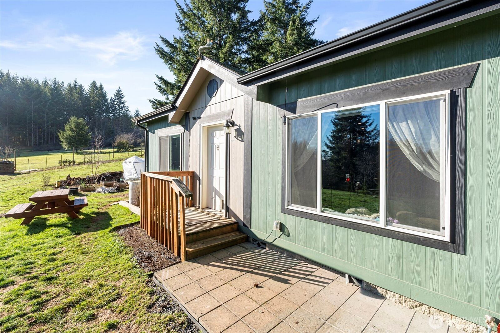 Property Photo:  131  Silverthistle Road  WA 98596 