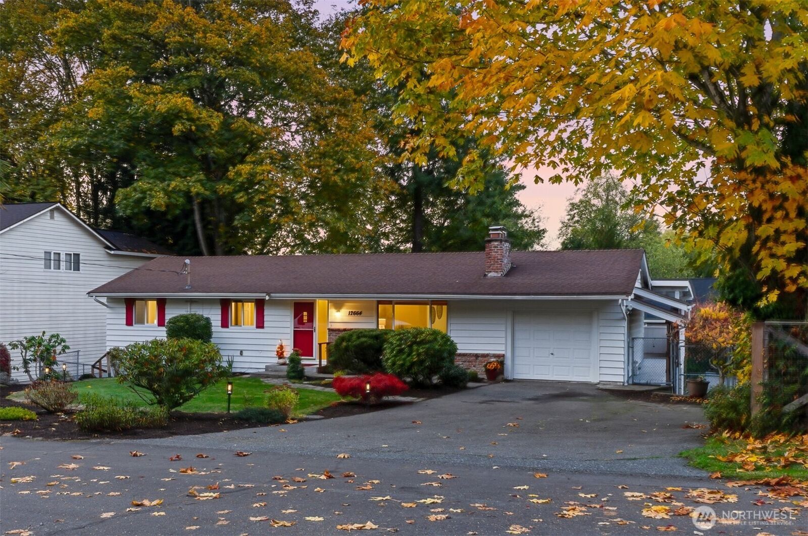 Property Photo:  12664 NE 87th Street  WA 98033 