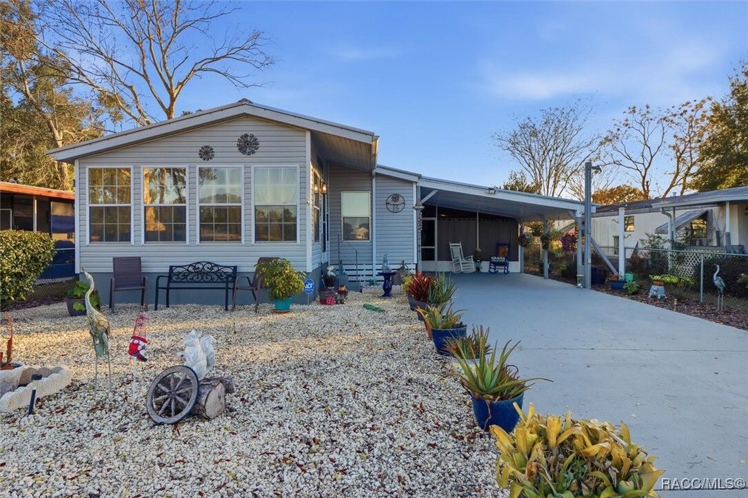 Property Photo:  4294 E Van Ness Road  FL 34442 