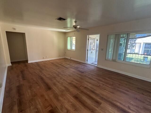 Property Photo:  3625 La Aires Court B2  FL 33463 