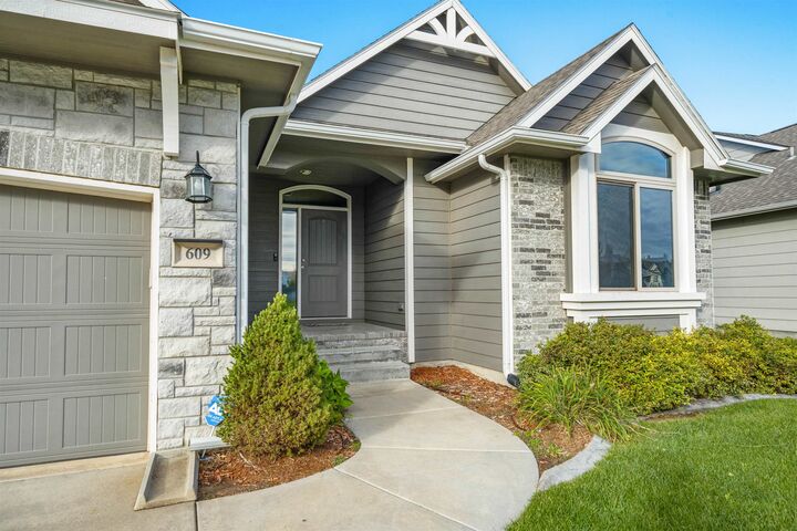 Property Photo:  609 N Jaax St  KS 67235 