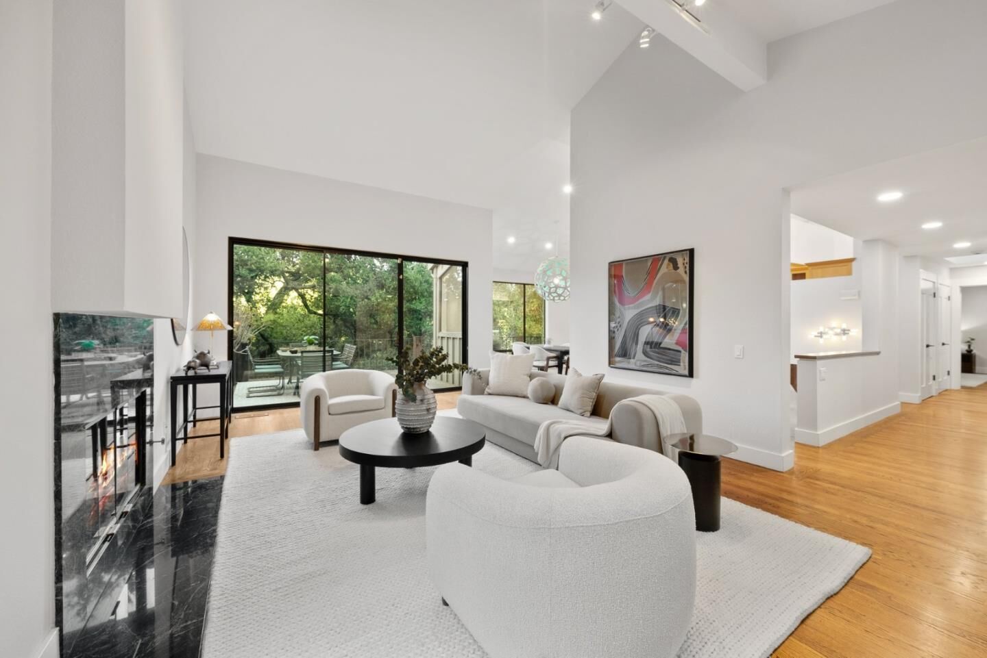 Property Photo: 21 Valley Oak Street CA 94028