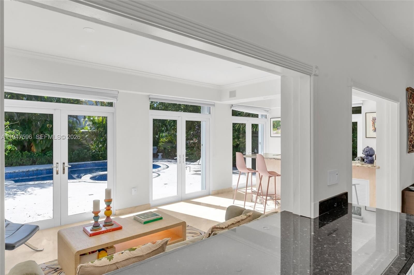 Property Photo: 5794 SW 76th Ter FL 33143