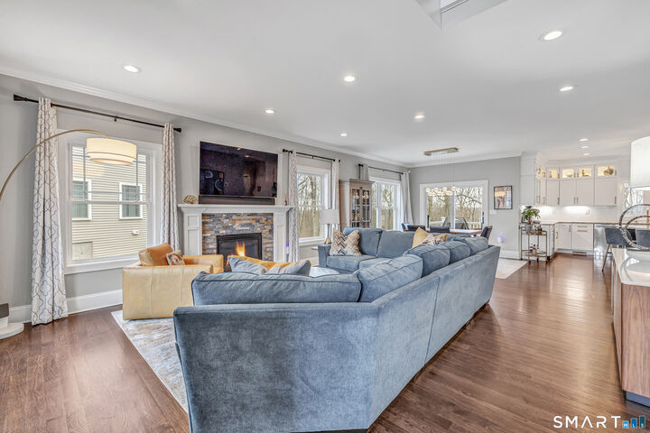 Property Photo:  52 Bleeker Circle 52  CT 06473 