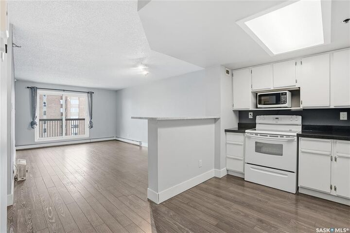 Property Photo: 311 6th Avenue N 905 SK S7K 7A9