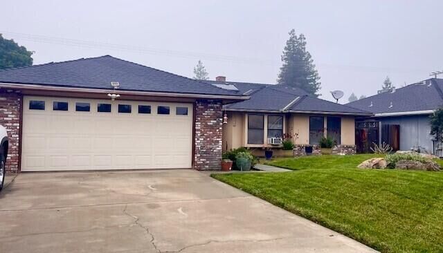 Property Photo:  3345 S Jackie Street  CA 93277 