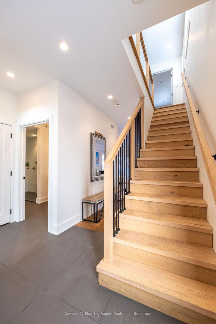 Photo de la propriété:  854 Bourke Street  ON P1B 3K6 