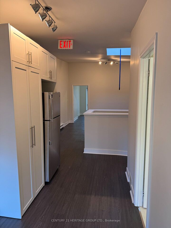 Photo de la propriété:  508 Yonge Street 300  ON M4Y 1X9 