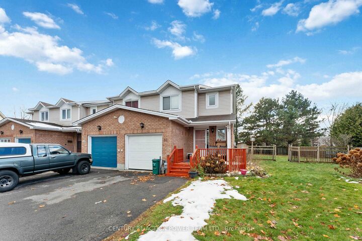 Photo de la propriété:  82 Burlington Crescent  ON K1T 3K4 