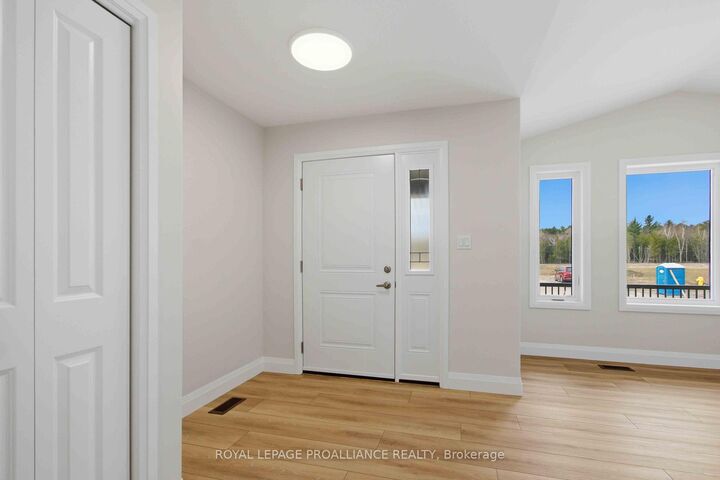 Property Photo: 41 Clayton John Avenue ON K0K 1H0