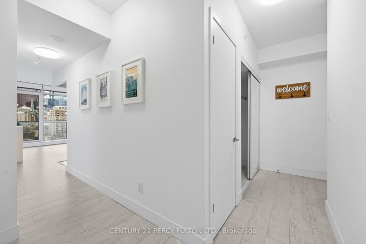 Photo de la propriété: 39 Sherbourne Street 1204 ON M5A 0L8