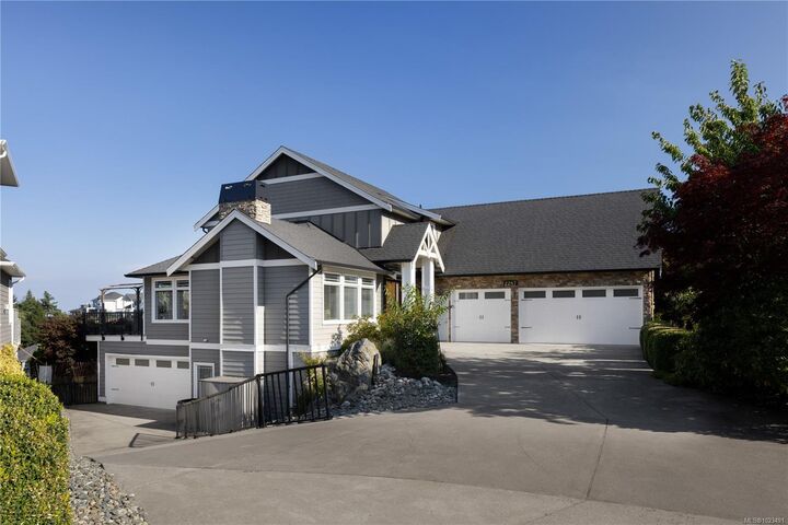 Property Photo:  2287 Nicklaus Dr  BC V9B 0L2 