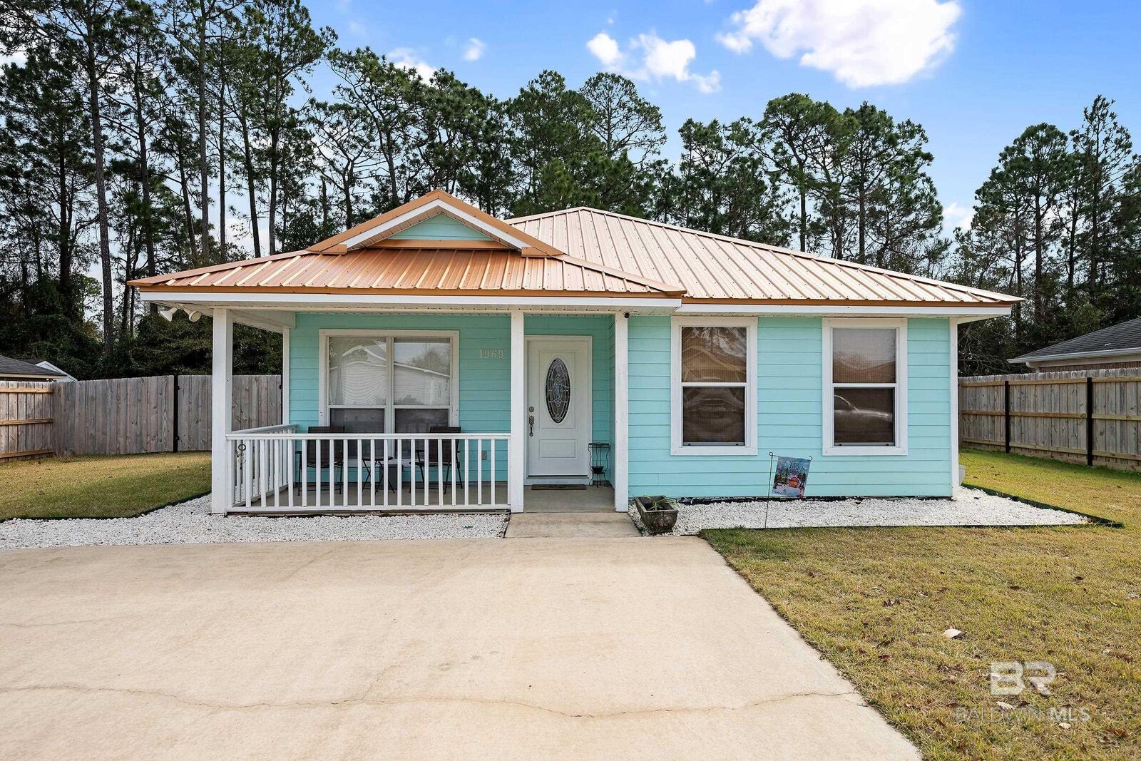 Property Photo:  1969 Ridgewood Drive  AL 36549 