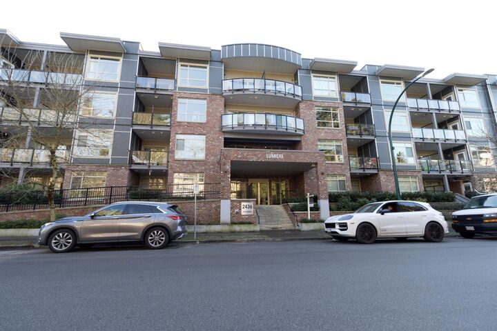 2436 Kelly Avenue 407 — photo 1