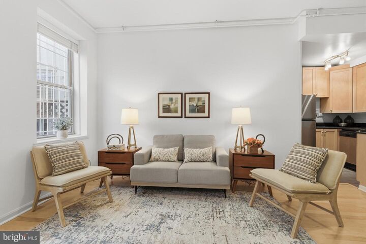 Property Photo:  101 North Carolina Avenue SE G  DC 20003 