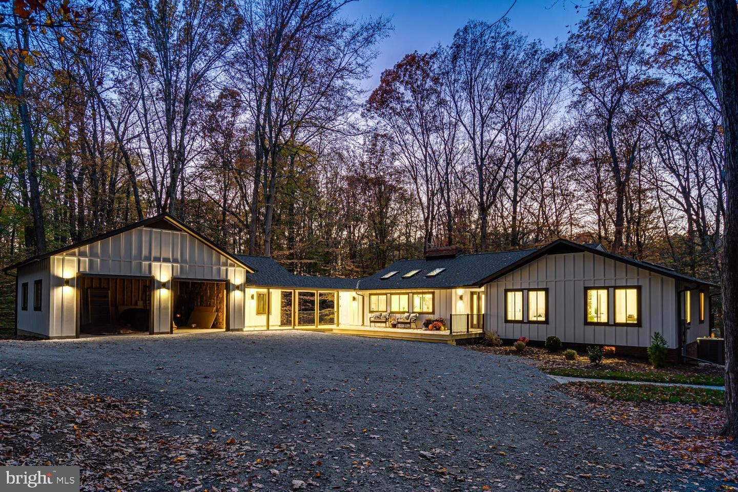 Property Photo:  108 Interpromontory Road  VA 22066 