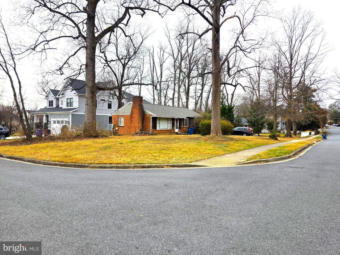 Property Photo:  6633 Moly Drive  VA 22046 