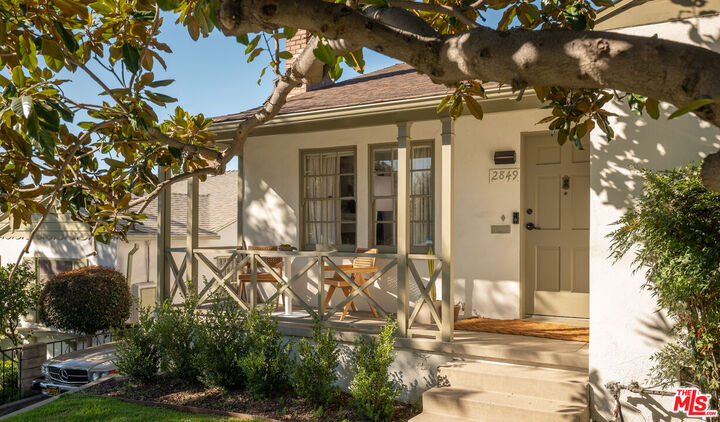 Property Photo: 2849 Herkimer St CA 90039