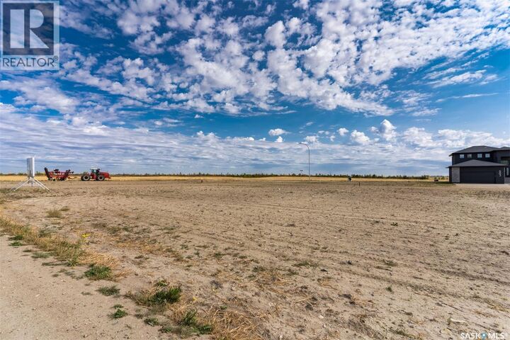 Property Photo:  502 Bentika Street  SK S0G 0H0 