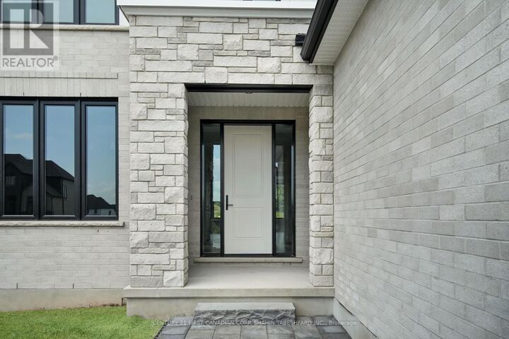 Property Photo: 4137 Fallingbrook Road ON N6P 1H5