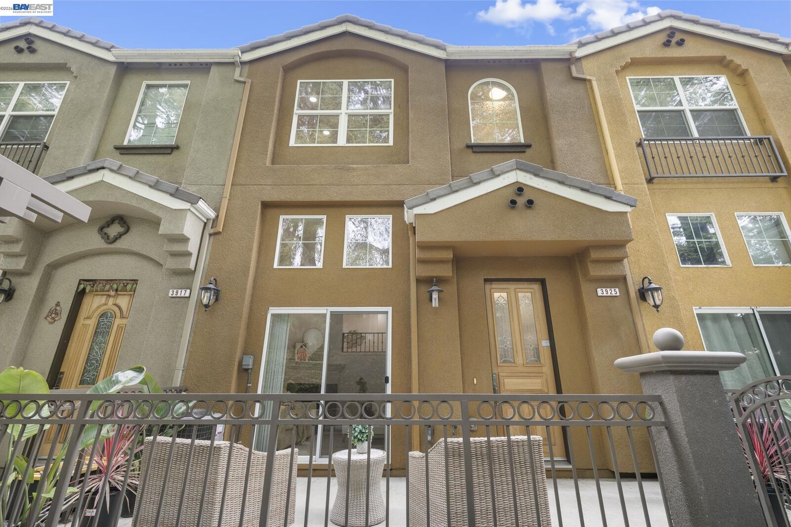 Property Photo:  3925 Borgo Cmn  CA 94538 