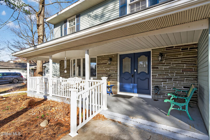 Property Photo: 3011 Williamsburg Drive NY 12303