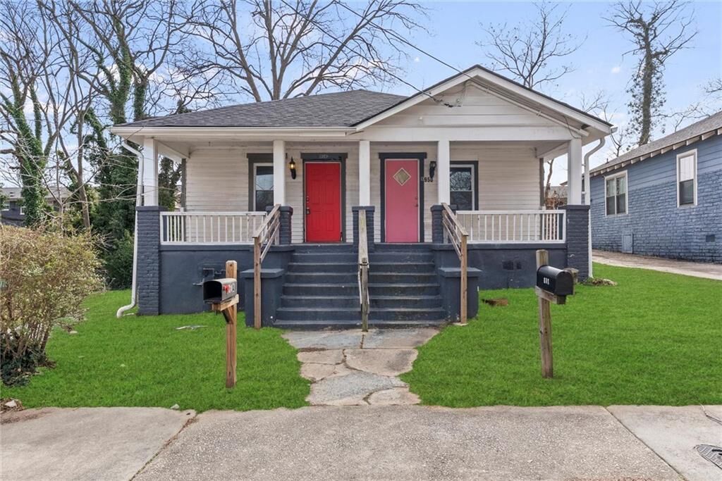 Property Photo:  950 Michigan Avenue NW  GA 30314 