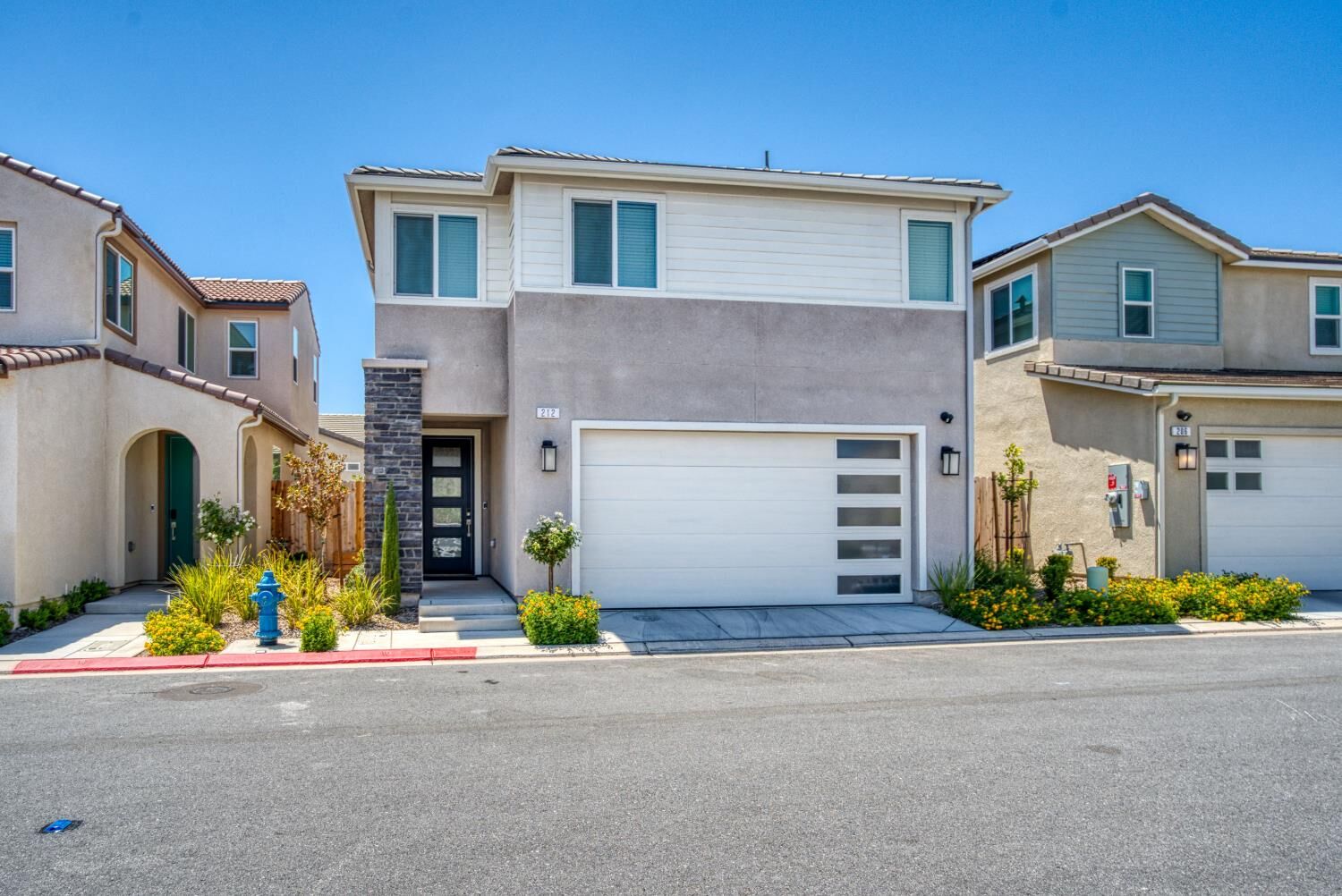 Property Photo: 212 Arbor Drive S CA 93636